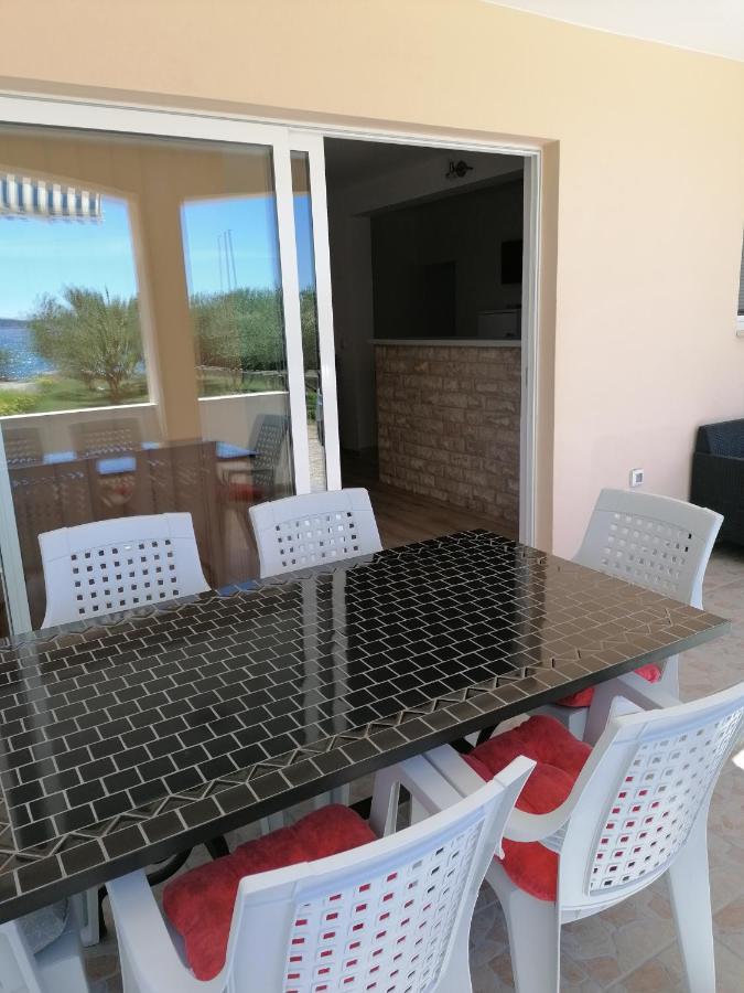 Apartmani Vinko 比比涅 外观 照片
