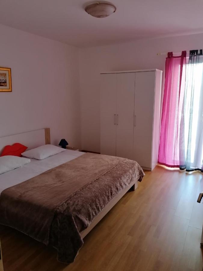 Apartmani Vinko 比比涅 外观 照片
