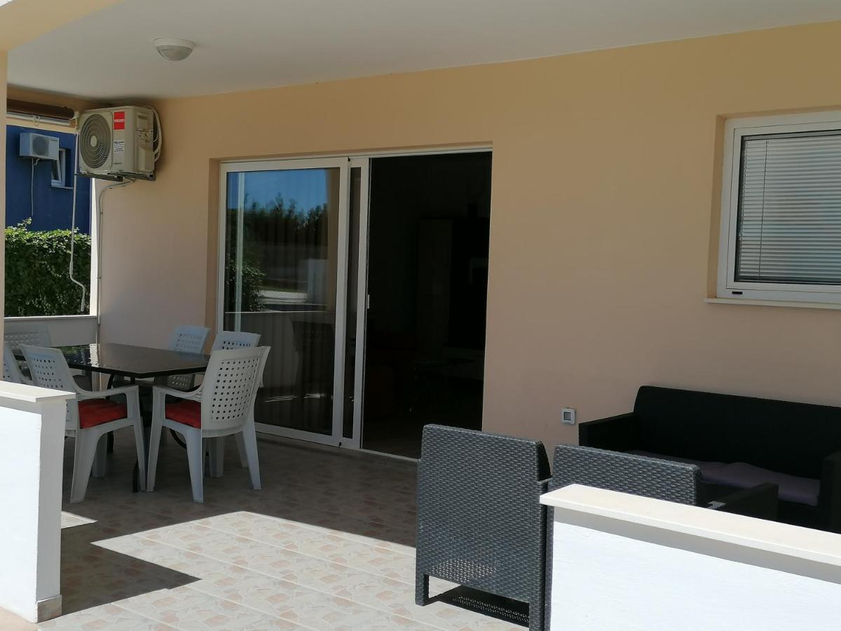 Apartmani Vinko 比比涅 外观 照片