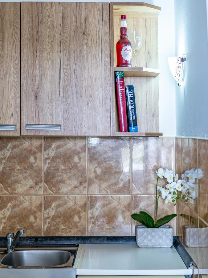 Apartmani Vinko 比比涅 外观 照片
