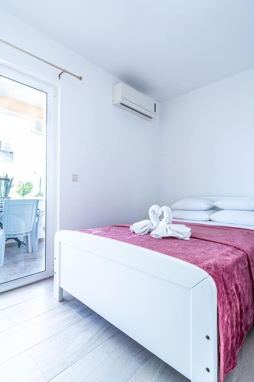Apartmani Vinko 比比涅 外观 照片
