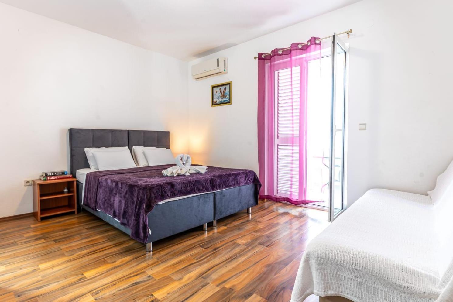 Apartmani Vinko 比比涅 外观 照片
