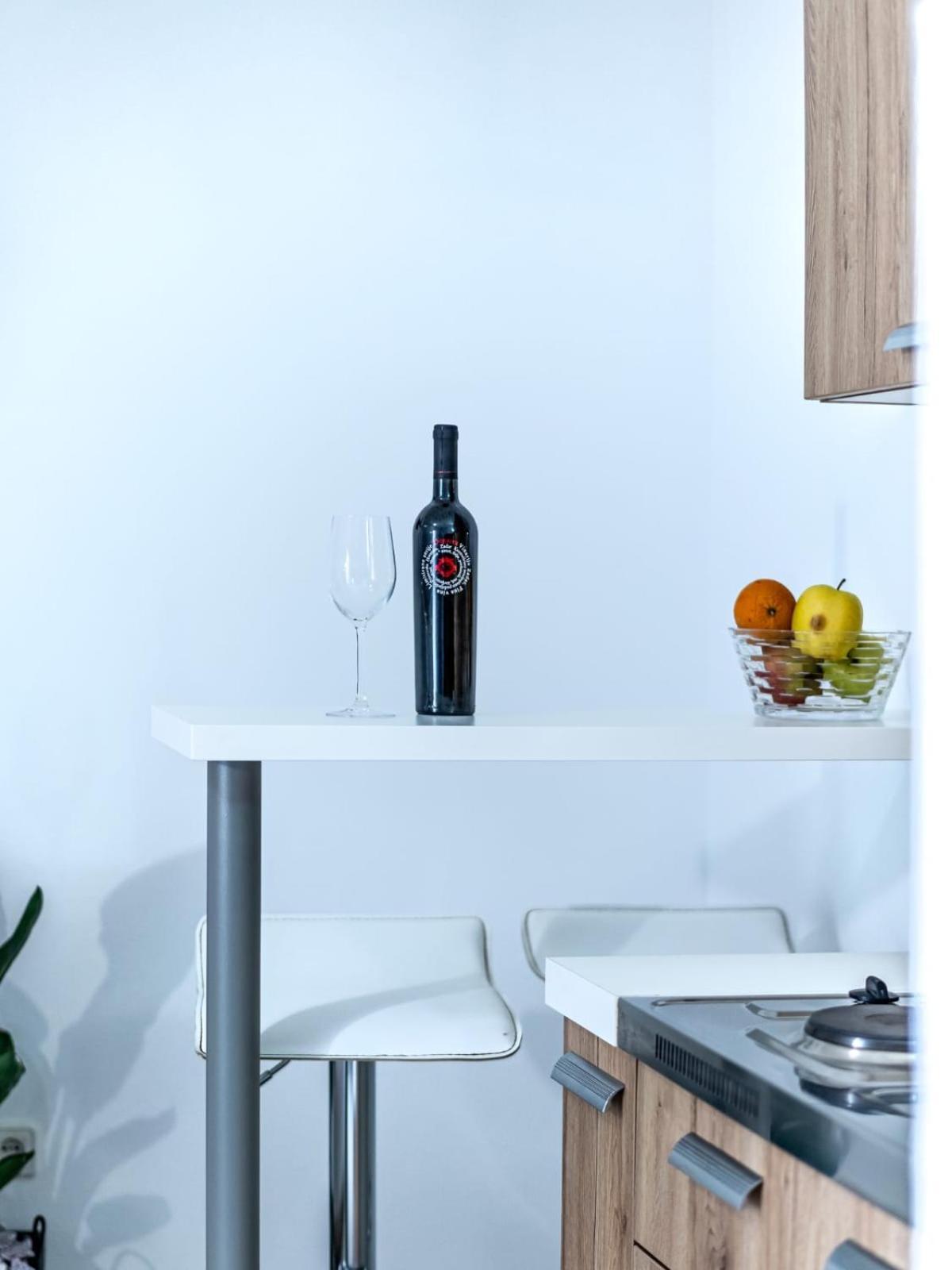 Apartmani Vinko 比比涅 外观 照片